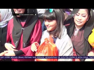 Amel Carla dan Endi Arfian Ngabuburit Sambil Bagi Sembako