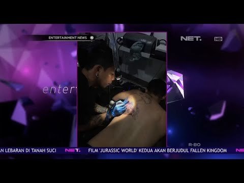 Ciccio Membuat Tatto Lambang Kota Surabaya