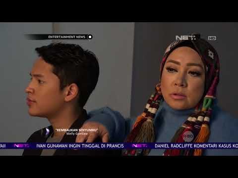 Melly Goeslaw Menjalani Pemotretan Untuk Album Terbarunya