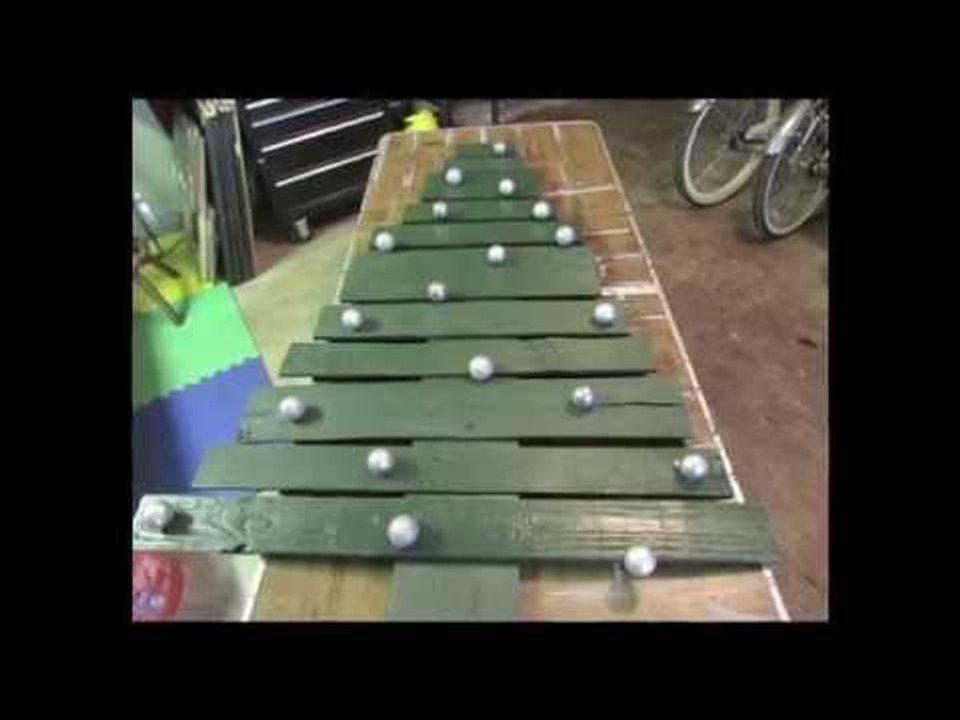 Pohon natal unik