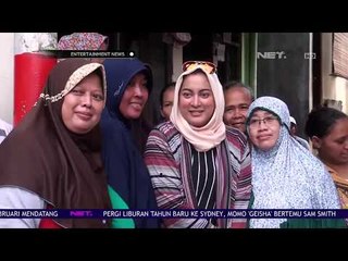 Jane Shalimar Mengunjungi Korban kebakaran di Jakarta Selatan