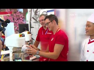 Mike Lewis Belajar Membuat Kue