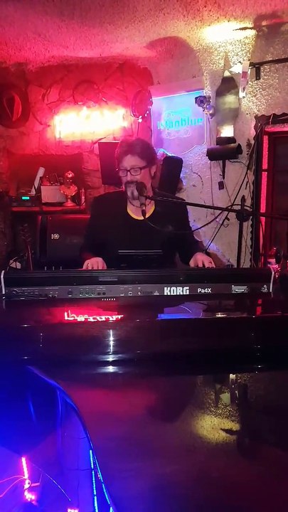 Yaşar YAĞMUR - Yine Sevebilirim