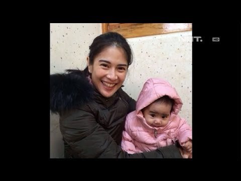 Entertainment News - Dian Sastro rajin upload foto anak ke media sosial