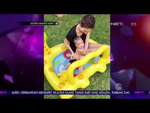 Jennifer Arnelita Ajari Sang Buah Hati Berenang Sejak Dini
