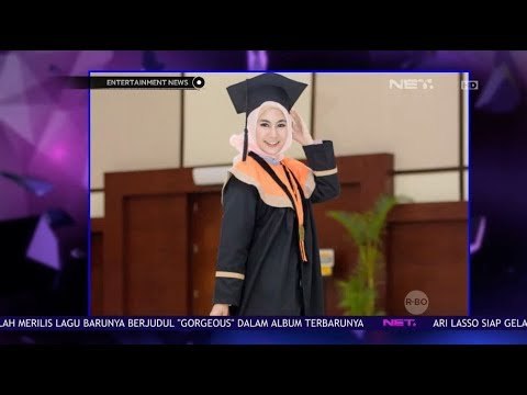 Syukuran Kelulusan Anisa Rahma Bersama Penggemar
