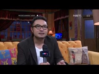 Surya Saputra senang memberi masukan soal baju istri