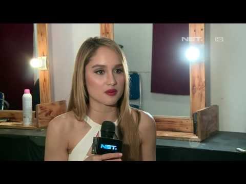 Fokus Karir di Hollywood, Cinta Laura Belajar Bahasa Spanyol
