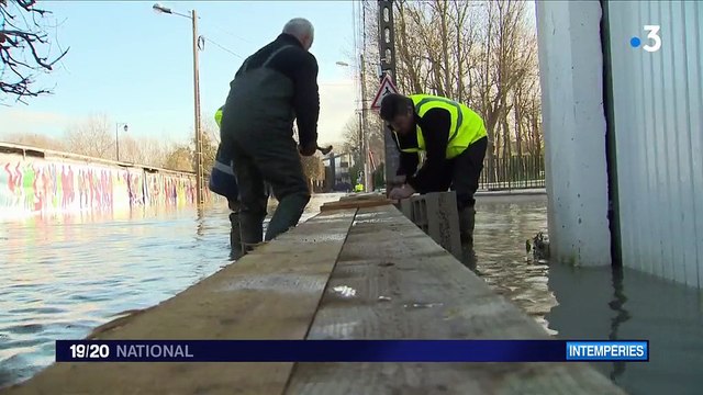 Inondations : à Gournay-sur-Marne, murs anti-crues submergés et caves inondées par la Marne