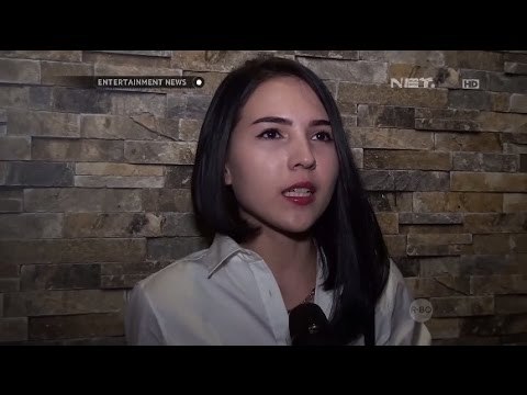 Penampilan selebriti dengan rambut pendek