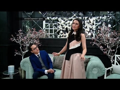 Ramita Nasution Mix and Match Busana bersama Barli Asmara