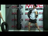Ben Kasyafani menjalani latihan Muay Thai