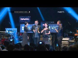 NET.  mendapat penghargaan Rolling Stone