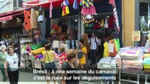 Brésil : la ruée sur les déguisements avant le carnaval