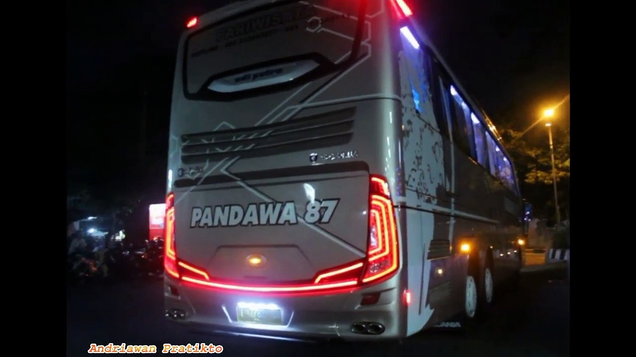 Bus Super Mewah Pandawa 87 Premium Class Scania K410