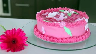 Quick way of Decorating a Cake in Butter Cream