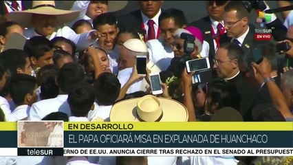 Perú: papa Francisco llega a la ciudad de Trujillo