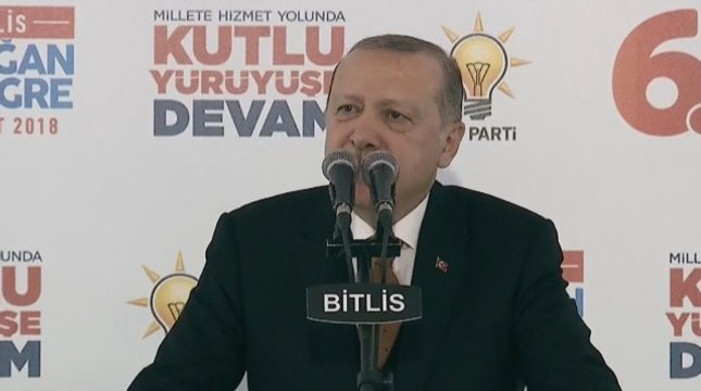 Erdoğan'dan Kılıçdaroğlu'na: PYD Terör Örgütü müdür, Yiğitsen Açıkla!