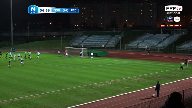 Corner bien tiré par SOUBERVIE mais repoussé en corner par la défense de l'Entente.