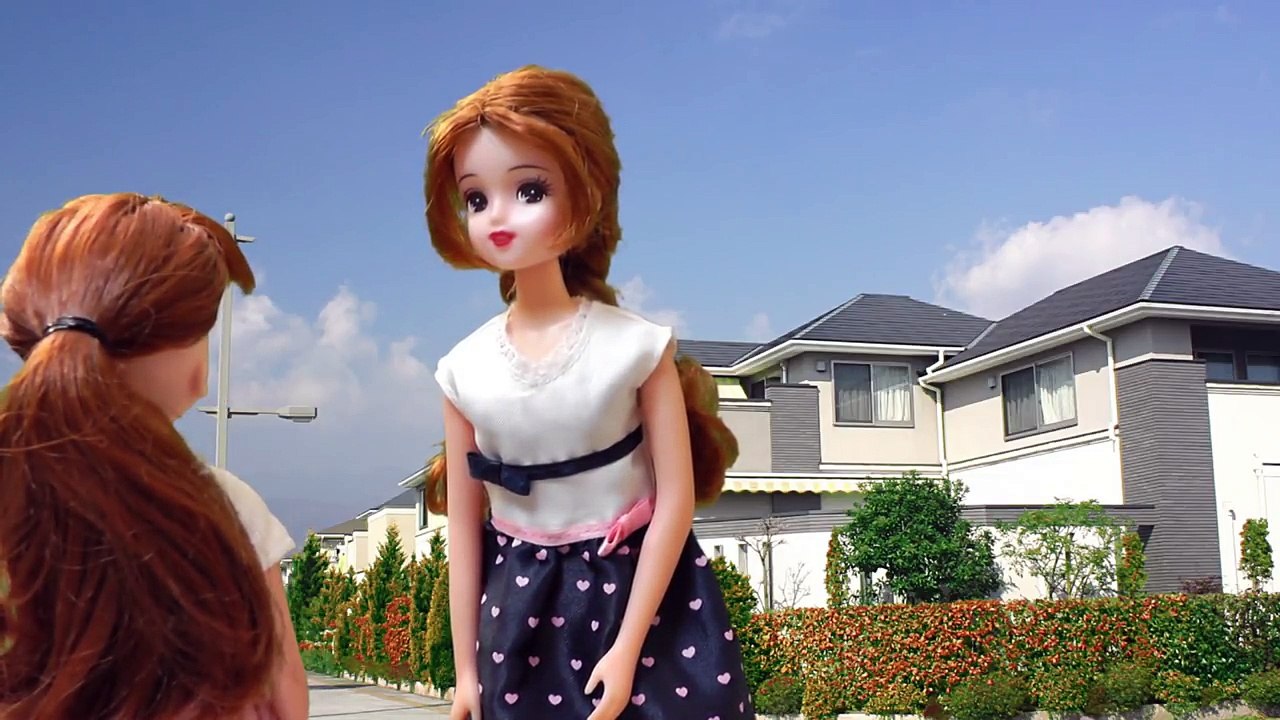 リカちゃん人形 アニメ☆リカちゃんの家に放火犯が！？☆おもちゃ ハウス おもしろ