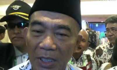 Mendikbud Minta Keadilan untuk Kasus Penganiayaan Guru