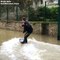 Inondations : Ils font du wakeboard dans les rues de Rueil Malmaison