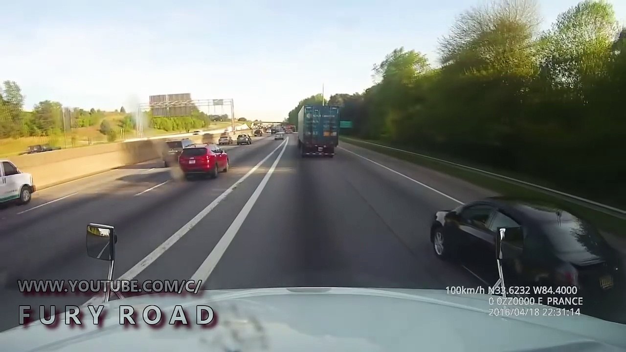 TRUCK CRASH COMPILATION | SEMI TRUCKS DRIVING FAILS | CAR CRASHES IN AMERICA, EUROPE