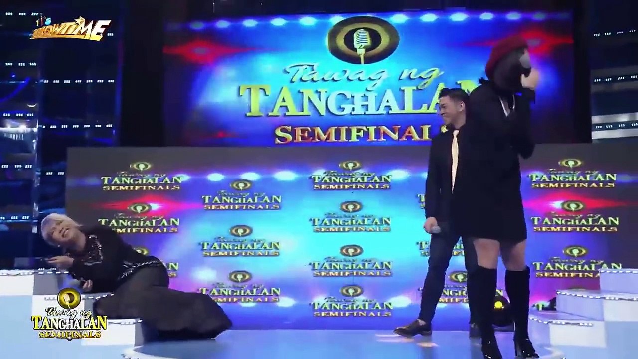 Tawag ng Tanghalan: Vice Ganda and the fly