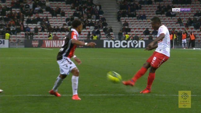 Football: Gradel curls in a beauty