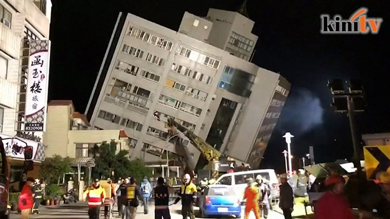 At least two killed, 150 missing after quake rocks Taiwan tourist area