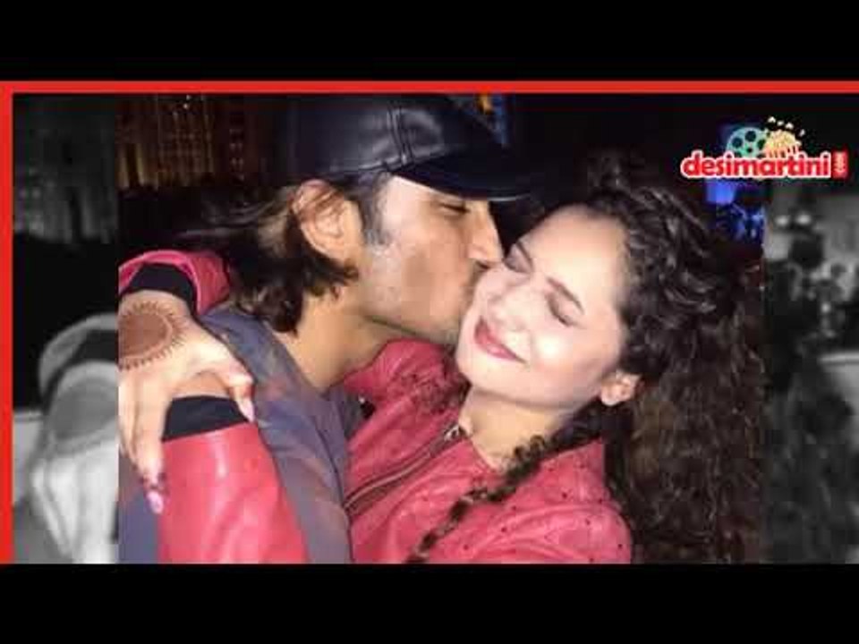 Bollywood Celebs who Engaged in PDA