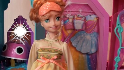 Barbie Dance Club - Elsa and Anna go to Barbies Gym To Workout - Stories with Toys and Dolls