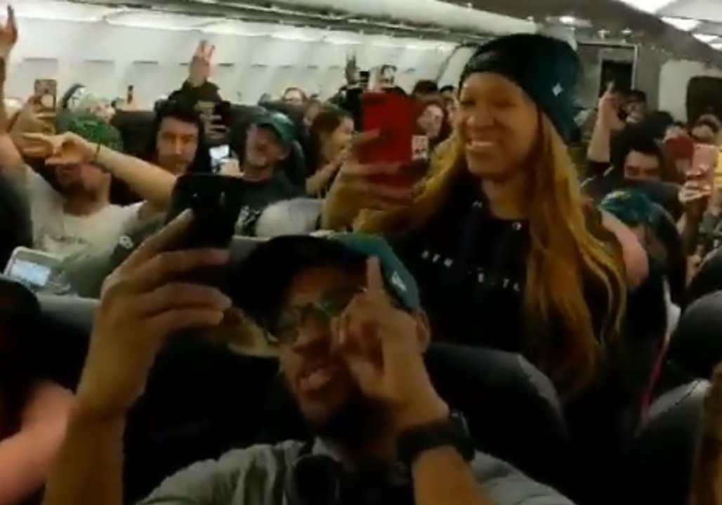 Flight Full of Eagles Fans Celebrate Ahead of Super Bowl Rematch Versus Patriots