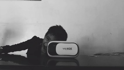 Trying VR for the first time__scary__