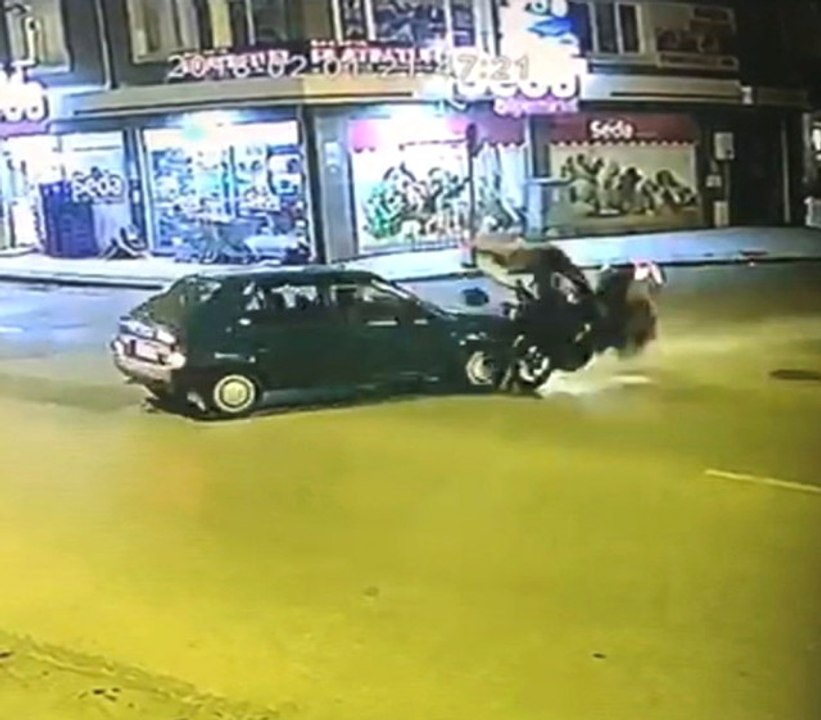 Motosiklet Ekipmanları Hayat Kurtardı