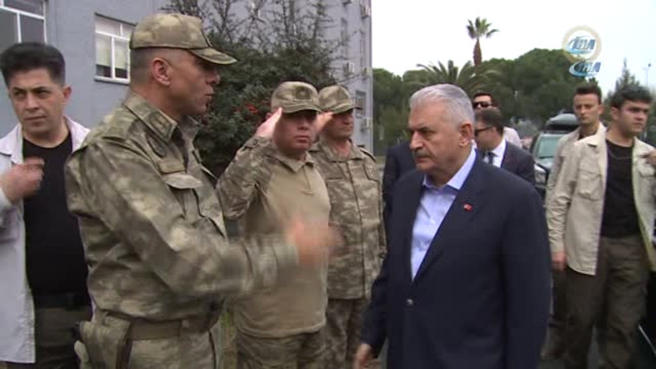 Başbakan Binali Yıldırım, Harekat Merkezinde İncelemelerde Bulundu