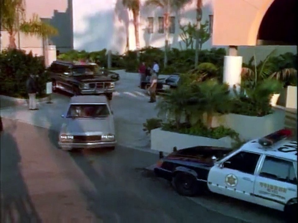 The Banker 1989     avi   Pt 01