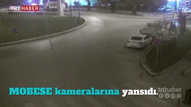 MOBESE kameralarına yansıyan kazalar