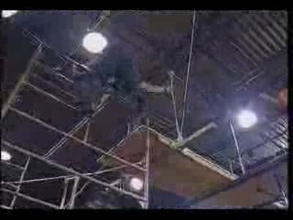 Tommy Dreamer vs Brian Lee - Scaffold Match