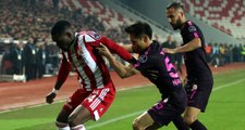 Galatasaray Deplasmanda Sivasspor'a 2-1 Mağlup Oldu