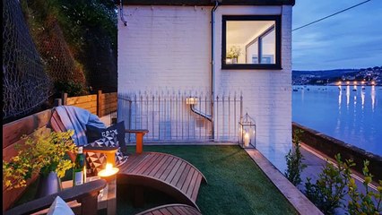 Sea Sentry, Luxury Coastal Home in Sheldon, Devon - Adorable Small House Design - 2015