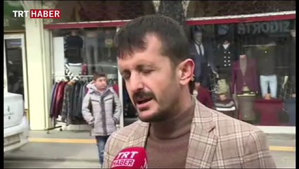 Restorana, "Korkmadık, korkmuyoruz" pankartı asıldı