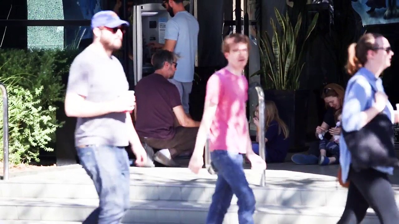 Alan Ruck And Mireille Enos Treat Their Kids To Something Sweet At The Farmers Market