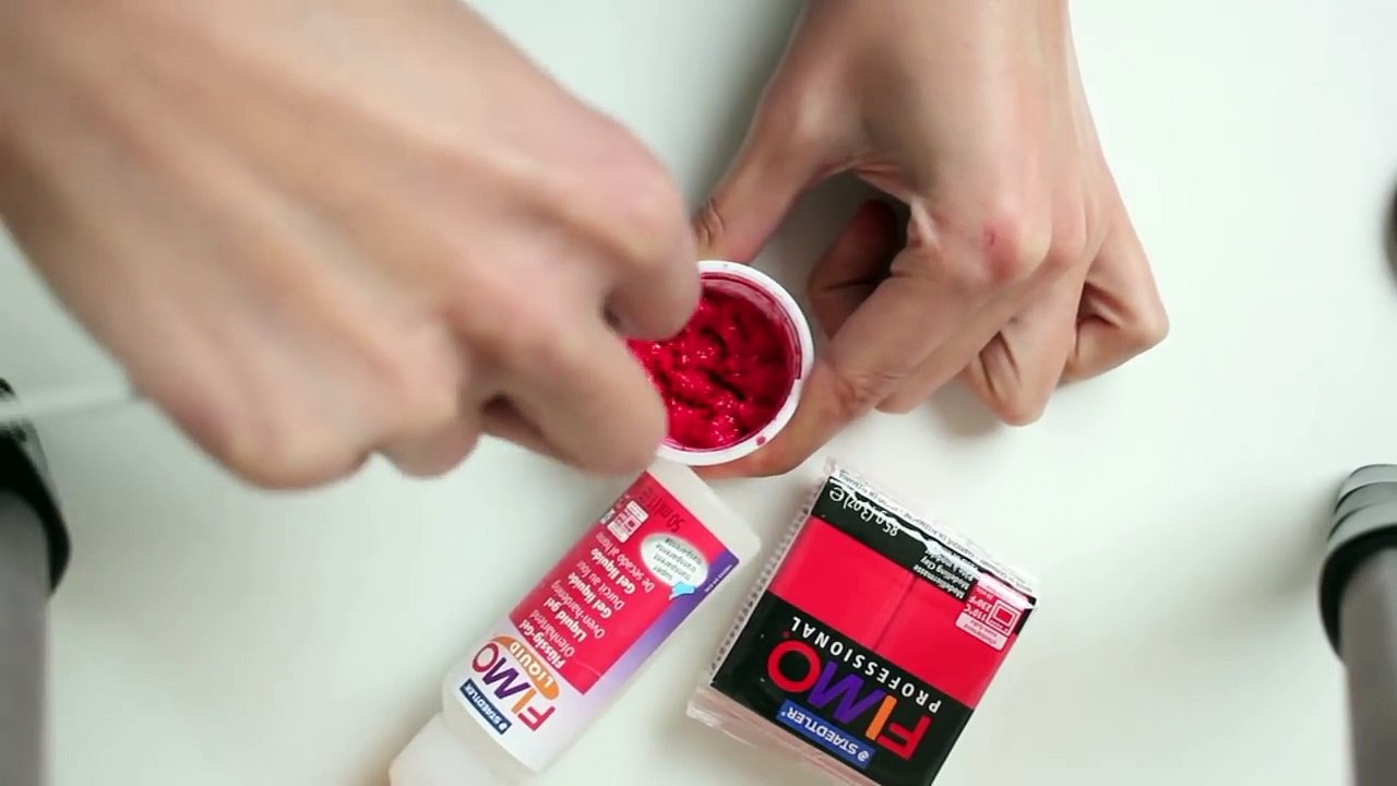 Miniature Cake Tutorial and Tips for Perfect Clay Icing