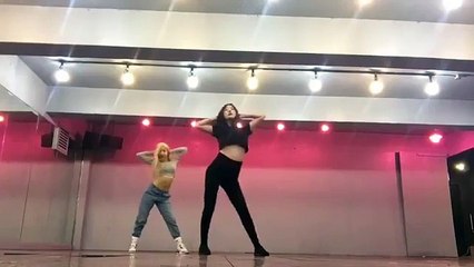 Sulli khoe vũ đạo trên instagram