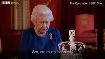 'Não dá pra olhar pra baixo': rainha Elizabeth conta como é usar a coroa