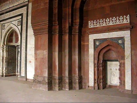 DELHI Old Fort (Purana Quila)