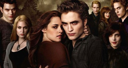 Oyuncu Robert Pattinson, "Bir Camiye Girince Hayatım Değişti" Deyip Müslüman Olduğunu Açıkladı