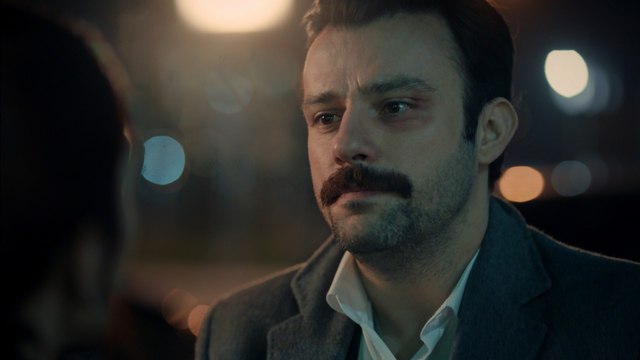 İstanbullu Gelin 35. Bölüm Fikret'in Zor Konuşması