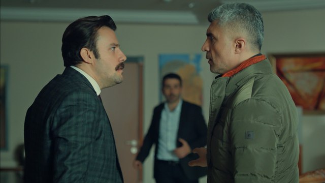 İstanbullu Gelin 35. Bölüm Fikret'in Büyük İhaneti